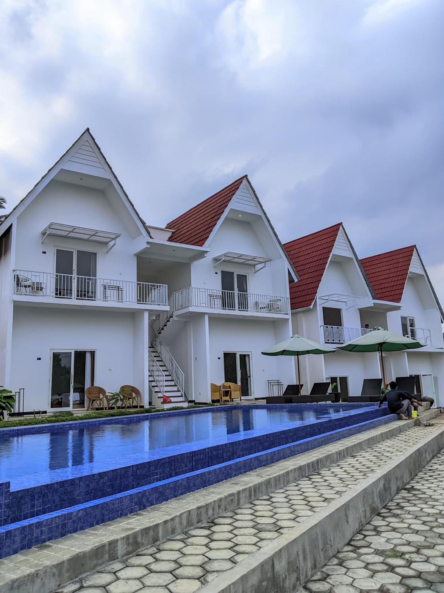 Tumpaksewu Homestay Sidomukti Экстерьер фото